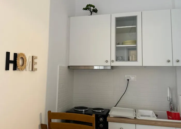 Ekati Apartment